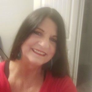 Meet your Posher, Renee